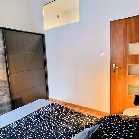 Manufaktura Nights Apartment