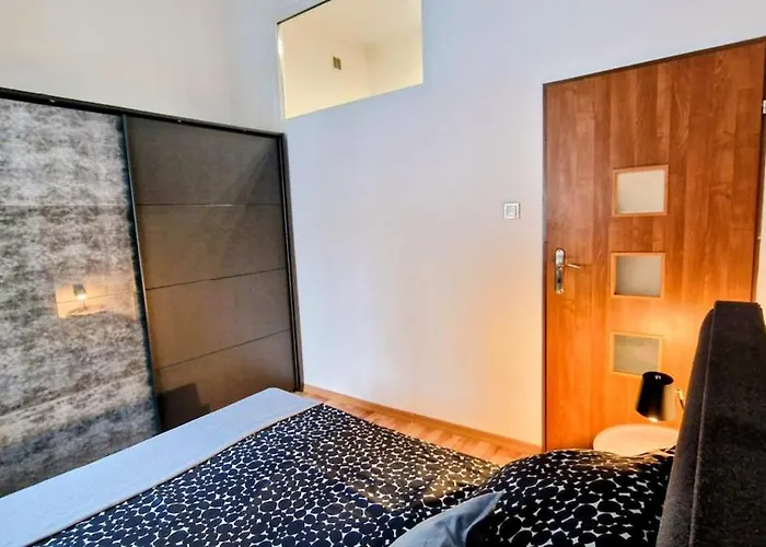 Manufaktura Nights Appartement